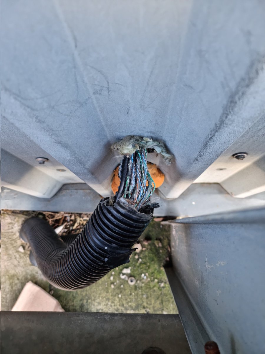 The car park and barrier cameras are down you say. Me thinks me knows the reason why.