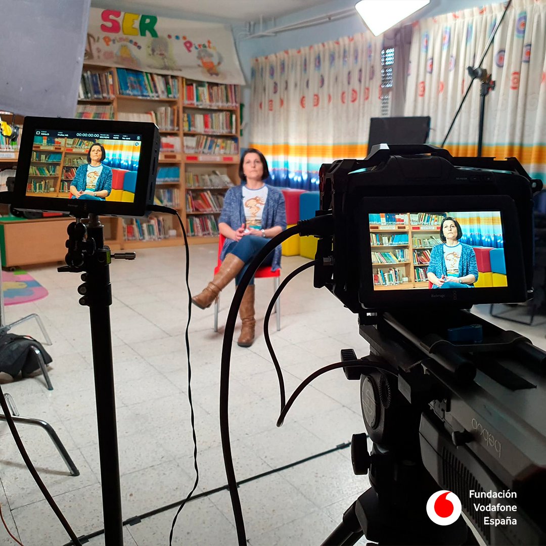 FundVodafone's tweet image. Nos hemos colado en las aulas de dos centros #DigiCraft y #ProjectLab para conocer al alumnado y profesorado que trabaja integrando ambos programas en sus centros.

📌Gracias al @TeideHease y al @cp_sdomingo por abrirnos las puertas y dejarnos compartir esta jornada con vosotros.