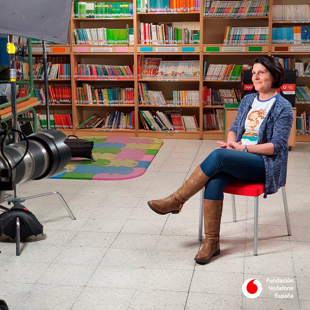 FundVodafone's tweet image. Nos hemos colado en las aulas de dos centros #DigiCraft y #ProjectLab para conocer al alumnado y profesorado que trabaja integrando ambos programas en sus centros.

📌Gracias al @TeideHease y al @cp_sdomingo por abrirnos las puertas y dejarnos compartir esta jornada con vosotros.