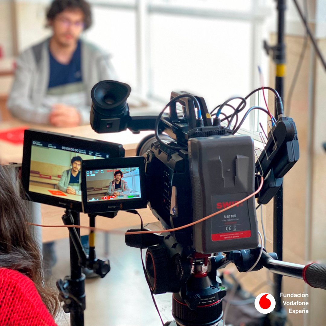 FundVodafone's tweet image. Nos hemos colado en las aulas de dos centros #DigiCraft y #ProjectLab para conocer al alumnado y profesorado que trabaja integrando ambos programas en sus centros.

📌Gracias al @TeideHease y al @cp_sdomingo por abrirnos las puertas y dejarnos compartir esta jornada con vosotros.