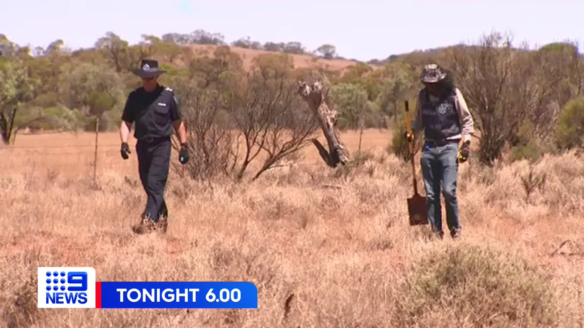 9NewsAdel's tweet photo. DEVELOPING: A major police search is underway in the state's Mid North for the body of missing man Robert Atkins.

Officers are currently scouring an area between #Orroroo and #Peterborough, where it’s believed he was murdered and his body dumped. 

Full story, 6pm on #9News https://t.co/XYqvg12qyx