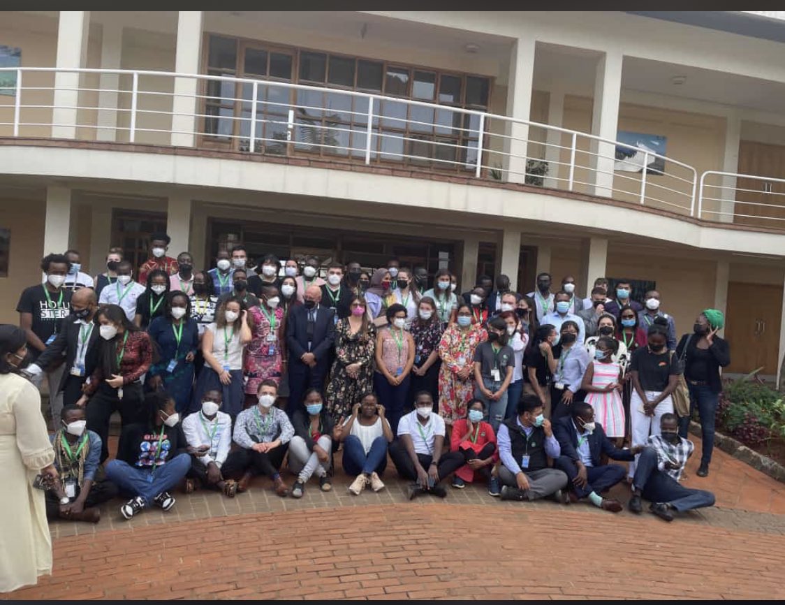 BayEnterprice's tweet photo. Youths participationing on environmental Conservation agenda. Congratulations great team for coming out to defend the voiceless Mother Nature.
@unepmgcy #ThePowerInYOUth https://t.co/esFVJzA2Hl