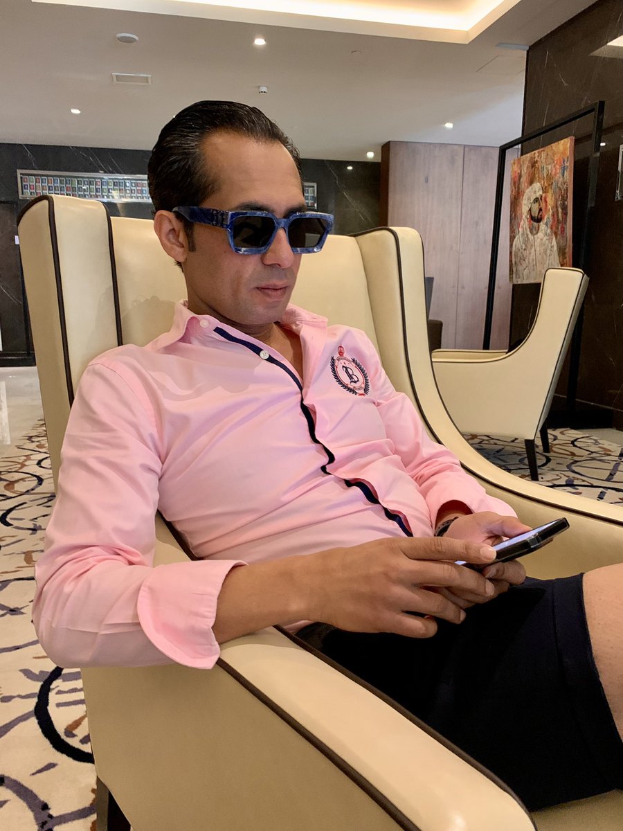 moodewji's tweet image. Planning my next Tik Tok…😎Follow @moodewji1