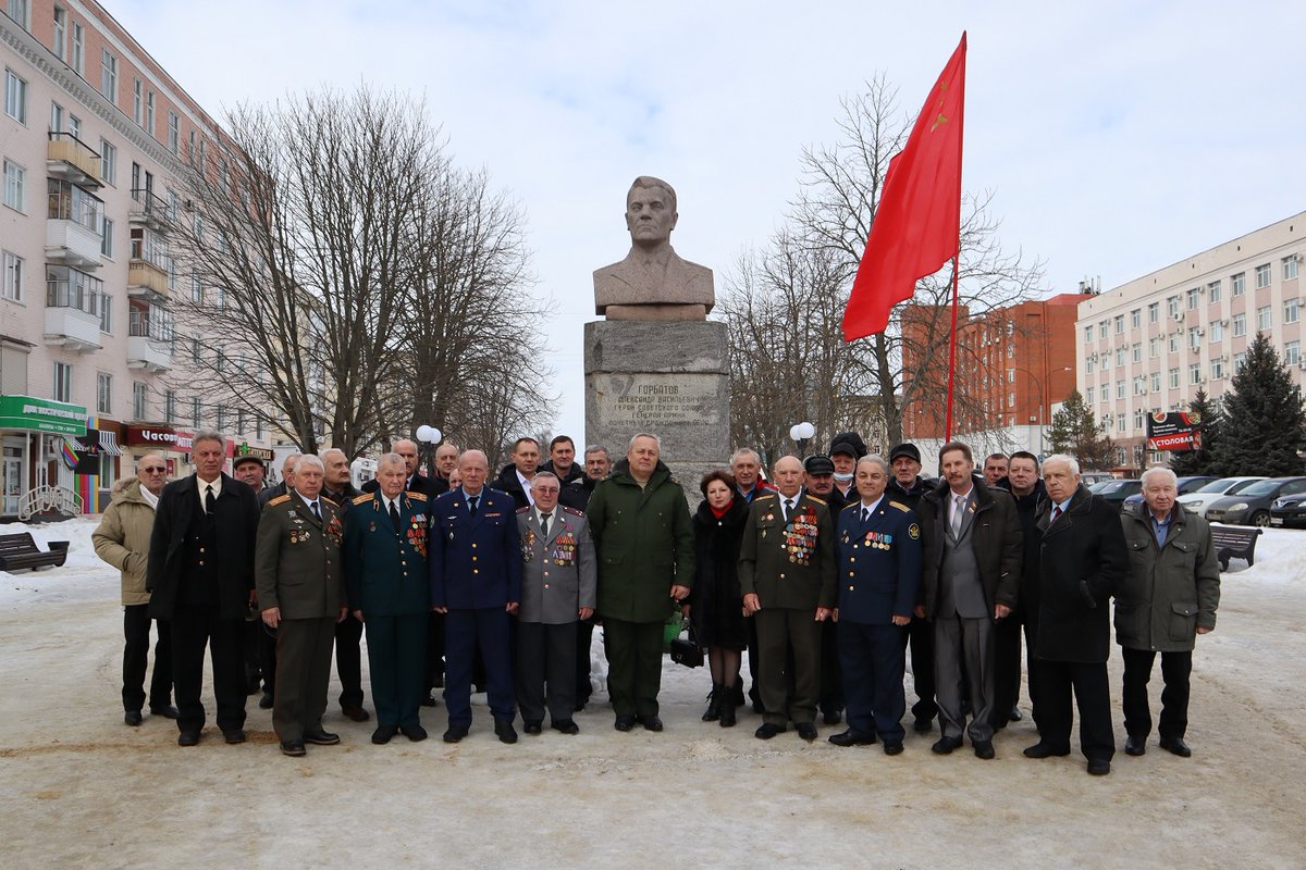 ТОРЖЕСТВЕННОЕ СОБРАНИЕ КПРФ И СОЮЗА СОВЕТСКИХ ОФИЦЕРОВ В ПОДДЕРЖКУ АРМИИ И ФЛОТА!
Состоялась теплая и дружеская встреча организации «Союз Советских офицеров в поддержку армии и флота» совместно с Орловским обкомом КПРФ
Подробнее: kprforel.ru/one-news/Novos…