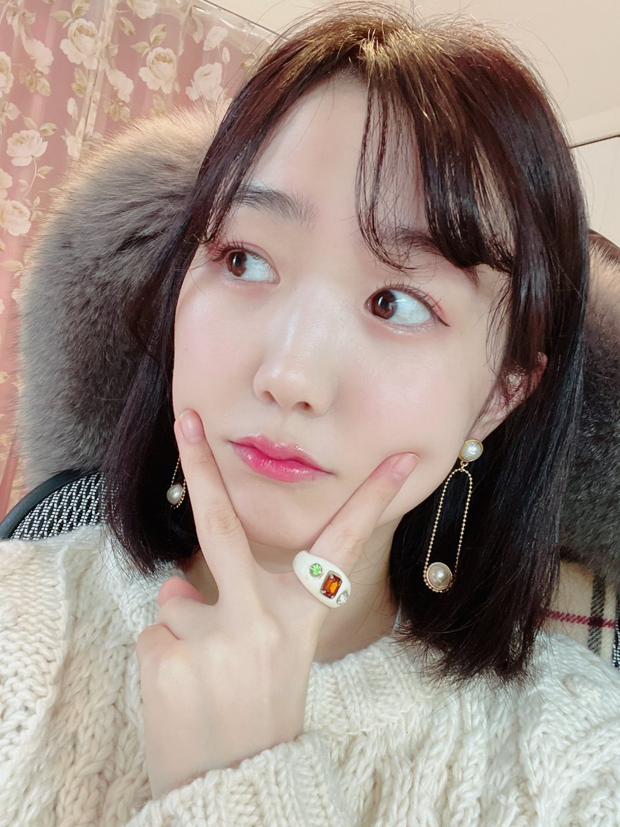 marymary_bf's tweet photo. 2/22 ② 【1RT＝30pt】
#RT相互募集中

今日は猫の日！！
にゃんにゃんにゃんですね🐈

猫のコスプレする人が多そう〜

#MissBouquet #ミクチャ #BRIDALLANDWAKASA https://t.co/fZCe7faANn