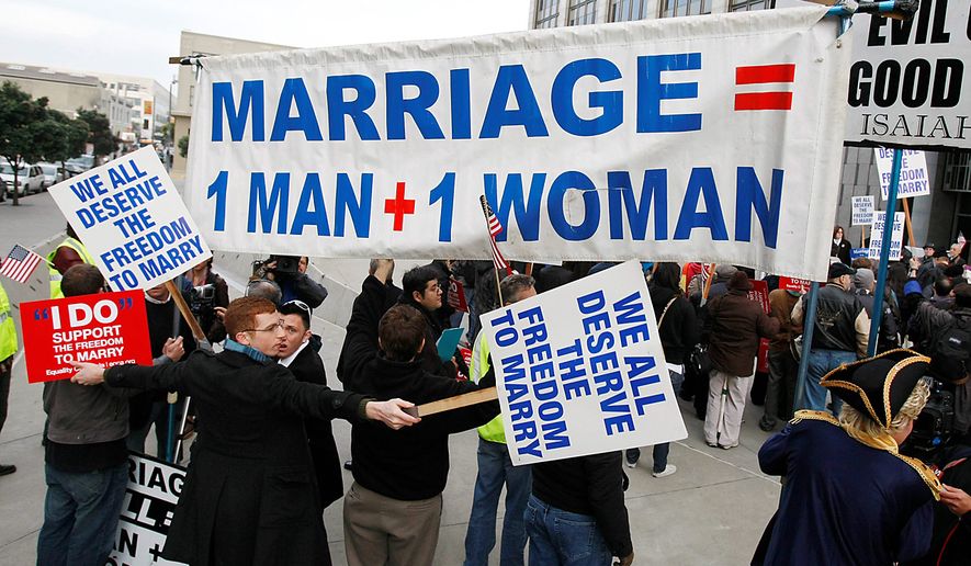 SusanJohnsonUSA's tweet photo. MARRIAGE = 1 MAN + 1 WOMAN! ✊🏻😡 https://t.co/DuPqDL7RlP