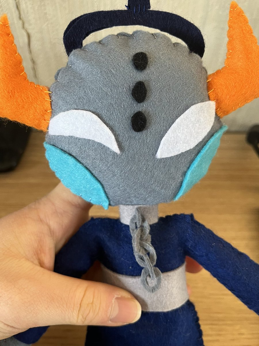 Kurokaze23's tweet image. #FNFHandicraftRoom
ivnyroseのjusticeさんぬいぐるみの完成でございます✨
こだわりは鎖でございます☺️

Justice from ivnyrose is the completion of the stuffed animal.✨
I'm particular about chains.☺️
#FNF #ivnyrose