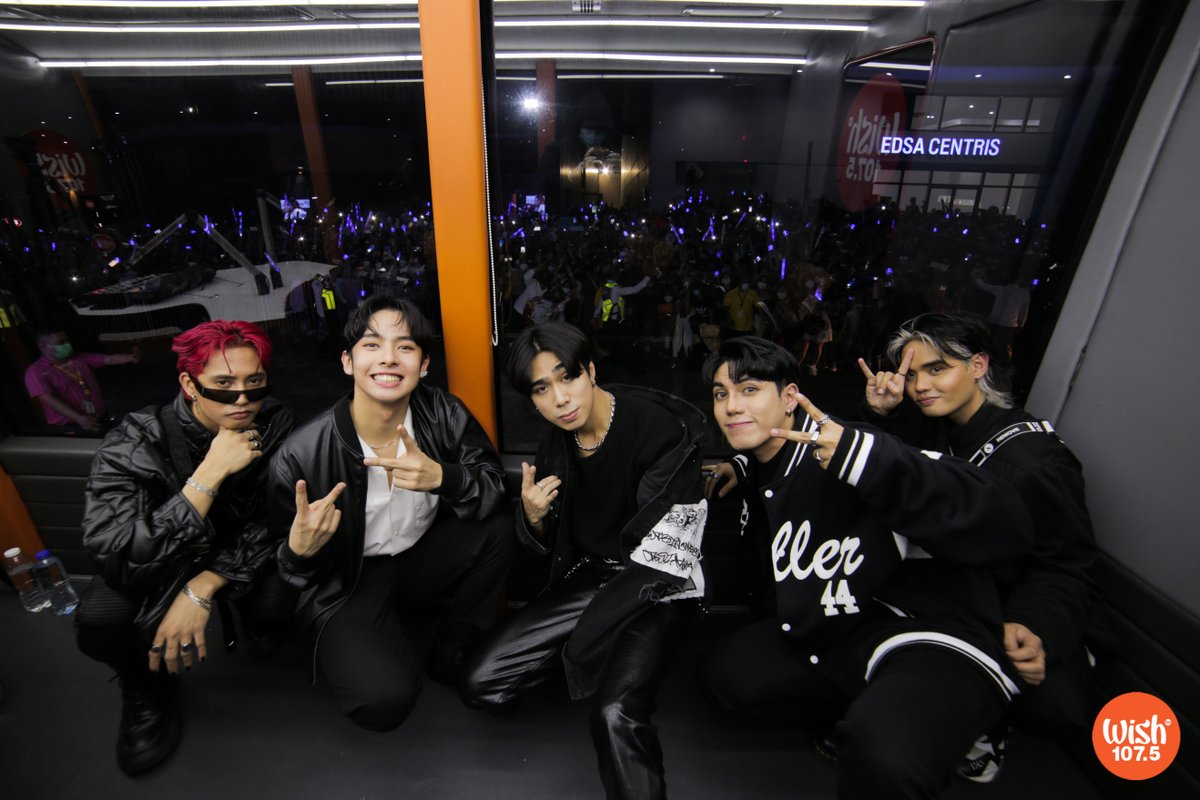 IN PHOTOS: On their Wish Bus comeback last night, P-pop giant <a href="/SB19Official/">SB19 Official</a> treated our Wishers and A’Tin to pumped-up performances of their originals, "What?" and "MAPA."
