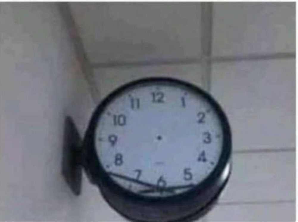 ORFR003's tweet photo. Cuando me dicen ven a tal hora 

Yo ....... https://t.co/E0EiySnMvZ