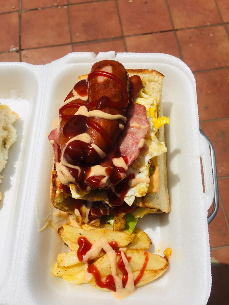 ComfyFoodH's tweet photo. Place orders on whatsapp 0615324936 and collect in Braamfontein. Place your order 45mins prior to the collection time

#GirlTalkZA #smallbusiness #braamfontein #Rosettenville #buhle #NhlanhlaLux #Busta929 https://t.co/Rrc3rqP04R
