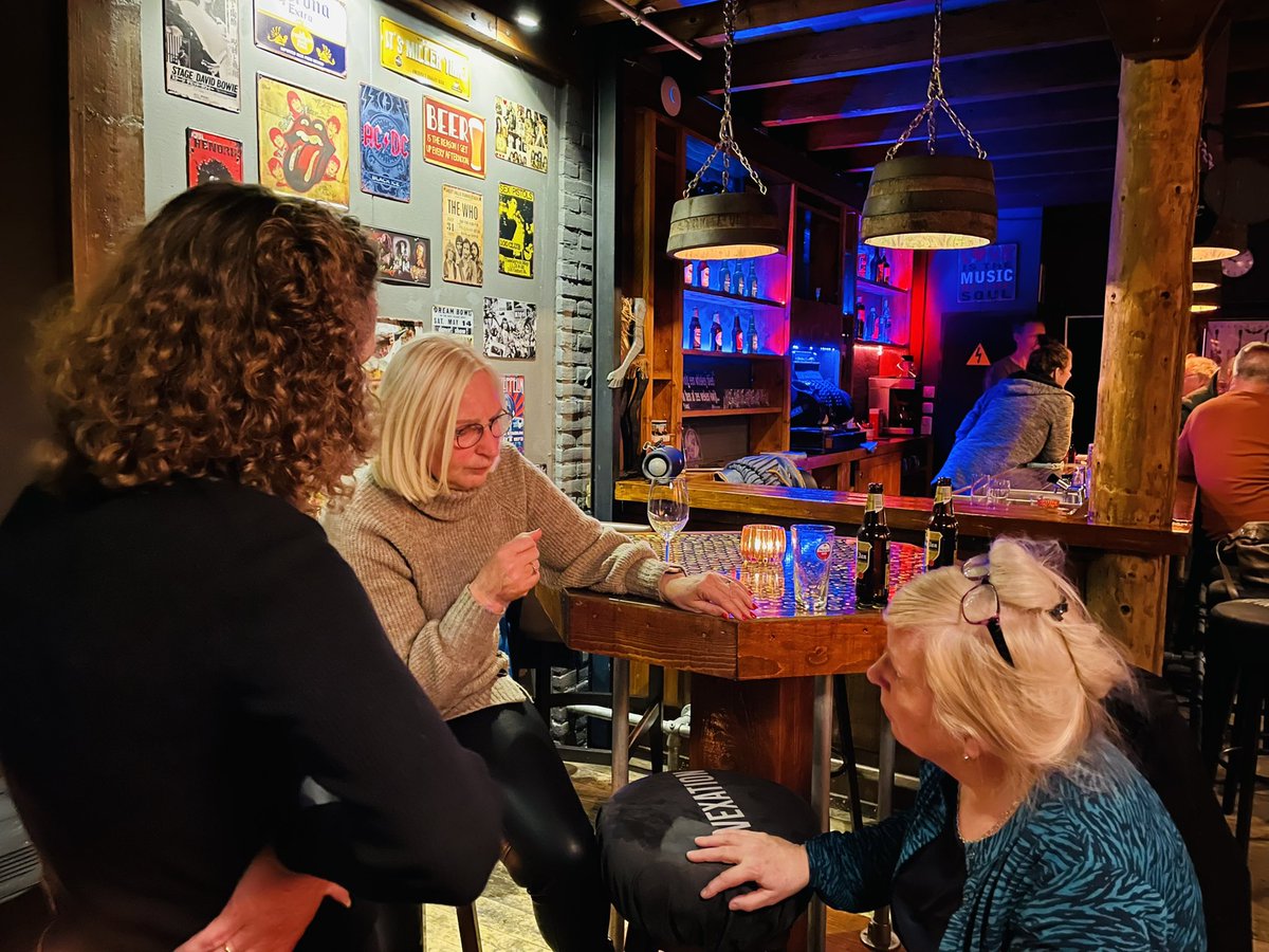 Maandagavond een uitstekende fractie bijeenkomst van <a href="/1Heerenveen/">HeerenveenLokaal</a> gehad in de <a href="/Musykfabryk/">Musykfabryk</a> (wat een leuke, functionele cultuur locatie!) … wij zijn gereed voor verandering. Stem wijzer - Stem Heerenveen Lokaal