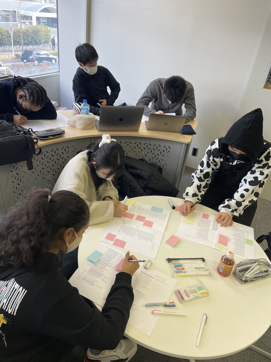 FISSharks's tweet photo. Exploring persuasive speech techniques by annotating Antony’s speech (from Julius Caesar) in Grade 8 Language &amp; Literature #FISlearns https://t.co/R0GiVlGSTe