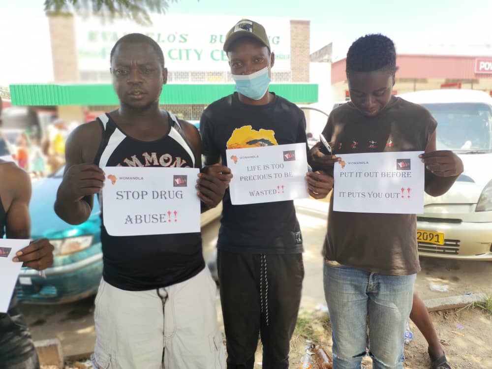 womandlaorg's tweet photo. On 21st February we commemorated #nationalyouthday.
We curated #StreetConversations with @yafmzim
These are our get to know our community better initiatives, we talk to the people &raise awareness on pertinent issues like #drugs #substanceabuse
We need to do more for #YoungPeople https://t.co/EP4NpSC0Hy