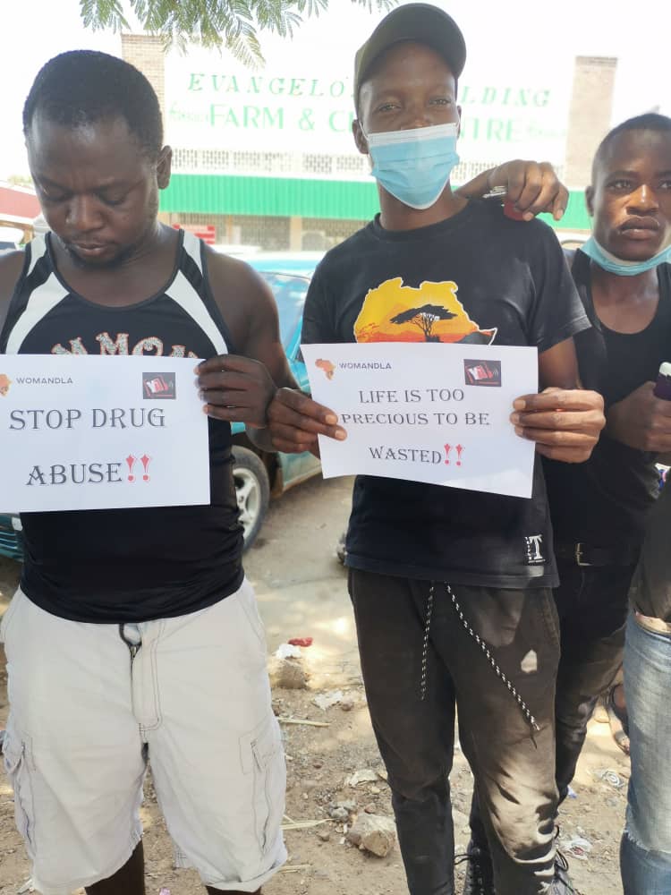 womandlaorg's tweet photo. On 21st February we commemorated #nationalyouthday.
We curated #StreetConversations with @yafmzim
These are our get to know our community better initiatives, we talk to the people &raise awareness on pertinent issues like #drugs #substanceabuse
We need to do more for #YoungPeople https://t.co/EP4NpSC0Hy