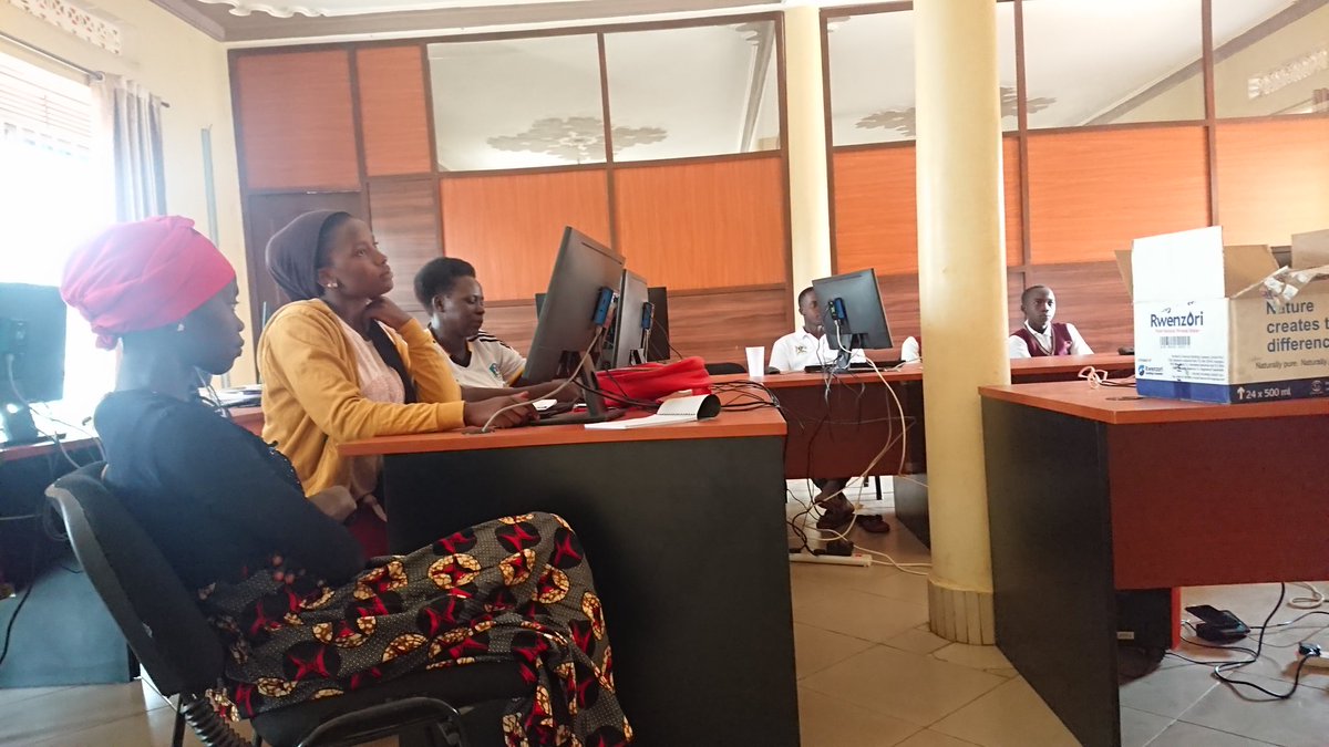CinemaKva's tweet photo. Happening now @CinemaKva for an indoor FFS session
@refugeelawproj 
@Otim_Patrick
@AkelloMartha
@RendezvousYG
@witness_africa https://t.co/eRE0jljvgi