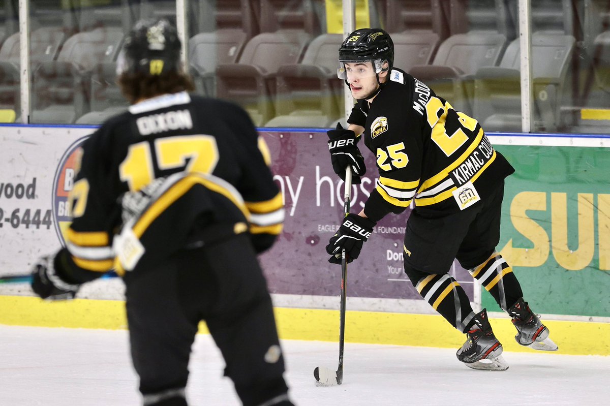 BCHLExpress's tweet photo. Few 📸 from tonight courtesy of Garrett James Photography. 

We reset and get ready for our Score for Cancer Game this Saturday, February 26th against the Victoria Grizzlies. 

#AllAboard | #ScoreForCancer https://t.co/0N1LjXCWbj
