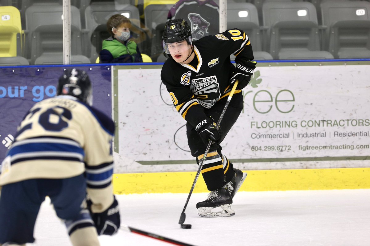 BCHLExpress's tweet photo. Few 📸 from tonight courtesy of Garrett James Photography. 

We reset and get ready for our Score for Cancer Game this Saturday, February 26th against the Victoria Grizzlies. 

#AllAboard | #ScoreForCancer https://t.co/0N1LjXCWbj