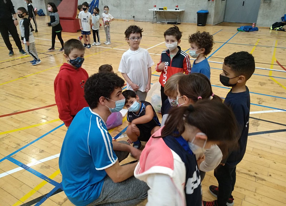 FNBaloncesto's tweet photo. Vuelve el Programa Educa: iniciación deportiva no competitiva para niños/as
#ProgramaEduca #Formación @deporte_na
https://t.co/xtUzXuYi27 https://t.co/IB1WPTYeY6
