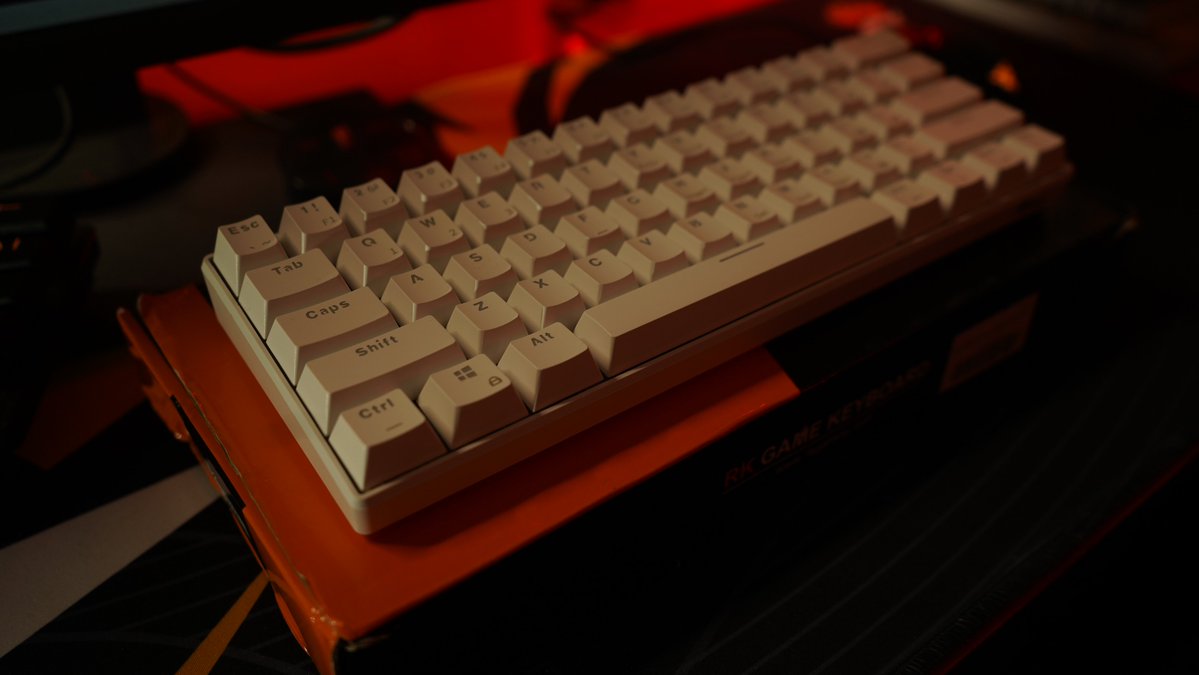 🚨GIVEAWAY🚨

1x SIGNED BRAND NEW RK61 60% GAMING KEYBOARD

Complete ALL the following steps to enter:

• Follow <a href="/Zenq7x/">Zenq</a> and <a href="/xSai27/">sai</a>
• Like and Retweet
• Tag 2 Friends in the replies below

End in 7 days, Best of luck 🤞