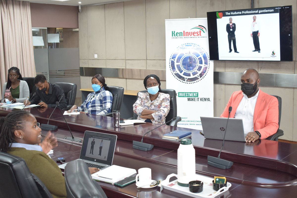 InvestKenya_'s tweet image. @HudumaKenya  and @KenInvest  staff during the Service Charter implementation training.