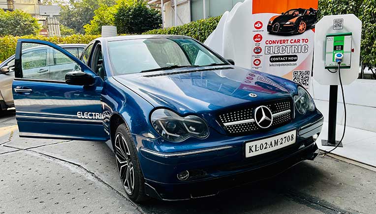 MotownIndia's tweet photo. https://t.co/HRkQC8rU2g
#TadpoleProjects converts #MercedesBenz #CClass from #ICE to #EV https://t.co/PBzSOo1bYf