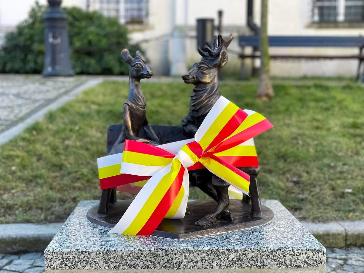 Imiona dla nowych jelonków wybrane: oto Ciepliczanka i Zdrój. 🦌🤝

To nowe nabytki na #szlakjelonka 🗺 który już wkrótce się powiększy! 🤫 #staytuned