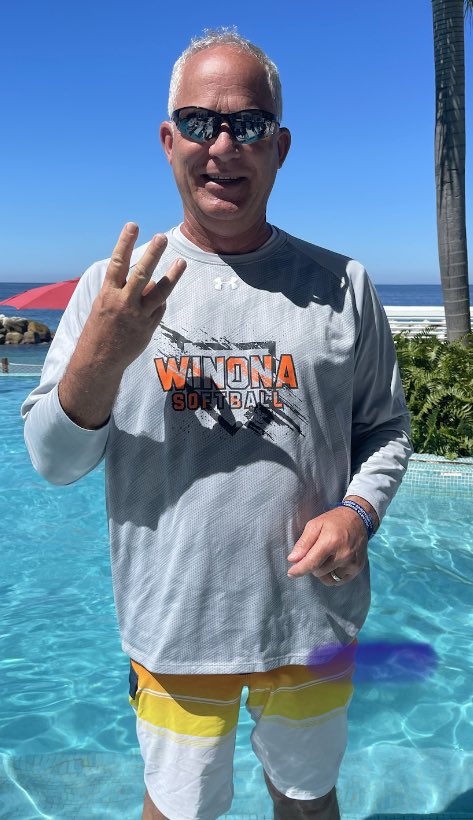 WinhawkSB's tweet photo. 21 Days or a short 3 weeks until WE start are journey 🥎 https://t.co/U9yH392GP1