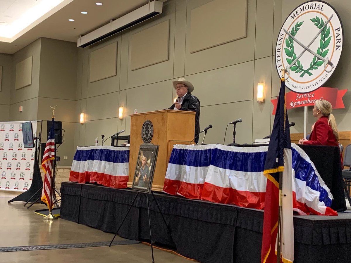 CBellJr's tweet photo. Honored to speak at last nights Candidate forum and fundraiser for the Montgomery County Veterans Memorial Park. It was a great event and well attended. Early Voting continues from now until February 25th. March 1st is Election Day! #texlege #TeamCecil https://t.co/MYCci4mlUg