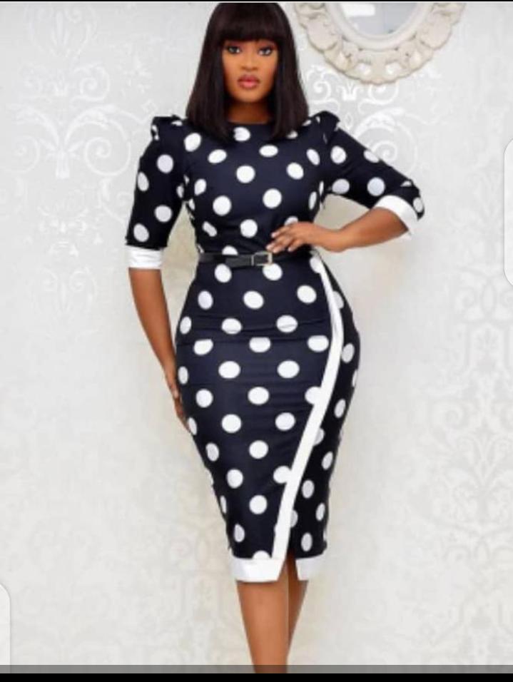 UHUB_NG's tweet photo. @auntyadaa Please patronize me. 

I sell beautiful gowns and I also sell and brand corporate and party souvenirs.

Please rt🙏 https://t.co/c6UbfdoUV2