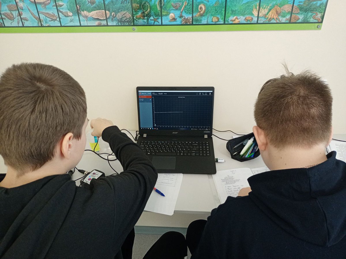 В Центре "Точка роста" продолжаются занятия курса «Использование биологических цифровых лабораторий в исследовательской деятельности школьников». Сегодня обучающиеся изучали клеточное строение растений и грибов. #умныеканикулы <a href="/pu_monso/">Поволжское управление МОиН СО</a>
 <a href="/Volzhsky_adm/">Администрация Волжского района</a>