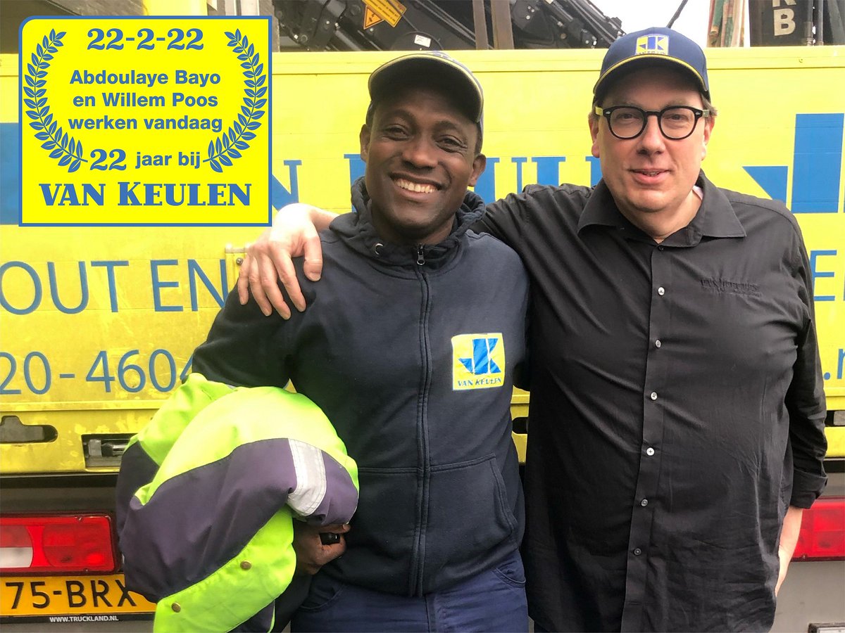 Het is vandaag een speciale dag voor wie van cijfertjes houdt: 22-2-22.
Voor Abdoulaye en Willem is het numeriek gezien een nog mooiere dag.
Zij hadden 22 jaar geleden beide hun eerste werkdag bij Van Keulen.
Maak er een mooie dag van heren!