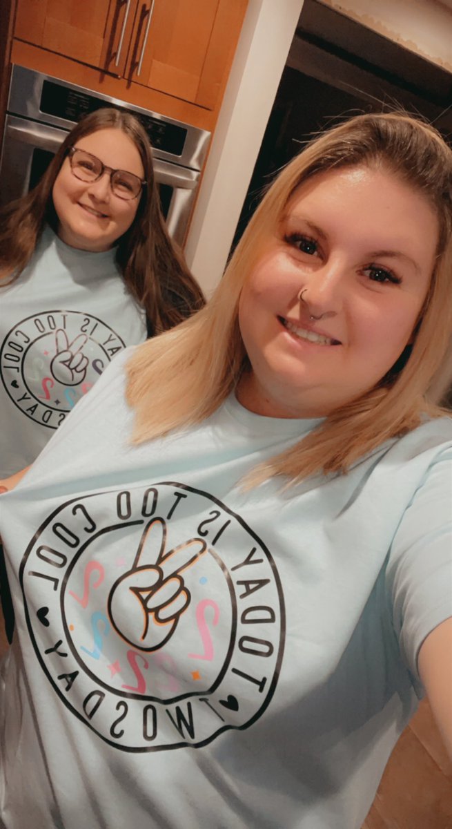 Ms_DeannaB's tweet photo. Happy TWODAYS! 2.22.22! Have to celebrate in true Burchill fashion by making and wearing matching shirts! Enjoy the snow day OCSB friends and safe travels ❤️@BurchillMs @OttCatholicSB https://t.co/NYTvVRgws1