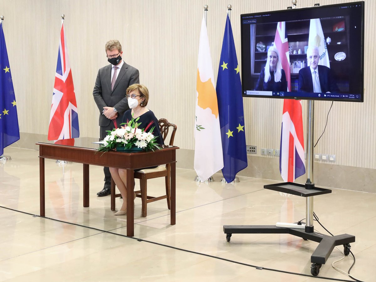 UKCypriotFed's tweet photo. The #UK and #Cyprus have just signed a MoU on the protection+promotion of LGBTI+ rights in Europe and the Commonwealth. The countries are currently co-chairs of @coe European Governmental LGBTI+ Focal Points Network
✍️ by @amandamilling &amp; @MinJusticeCY 

https://t.co/Q69B9ed1Hw https://t.co/OUVw1OPnTx
