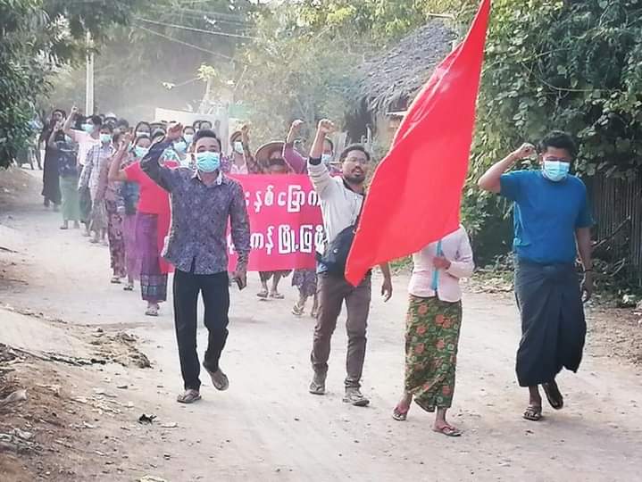 Nhk19921's tweet photo. Pro Democracy residents led protest marched to take part in 222222 strike against the genocidal #MilitaryDictatorship in #Kankone village, #Salingyi Township, on 22 February.
#2022Feb22Coup
#222222MyanmarStrikes
#WhatsHappeningInMyanmar https://t.co/nj0xu8VT9t