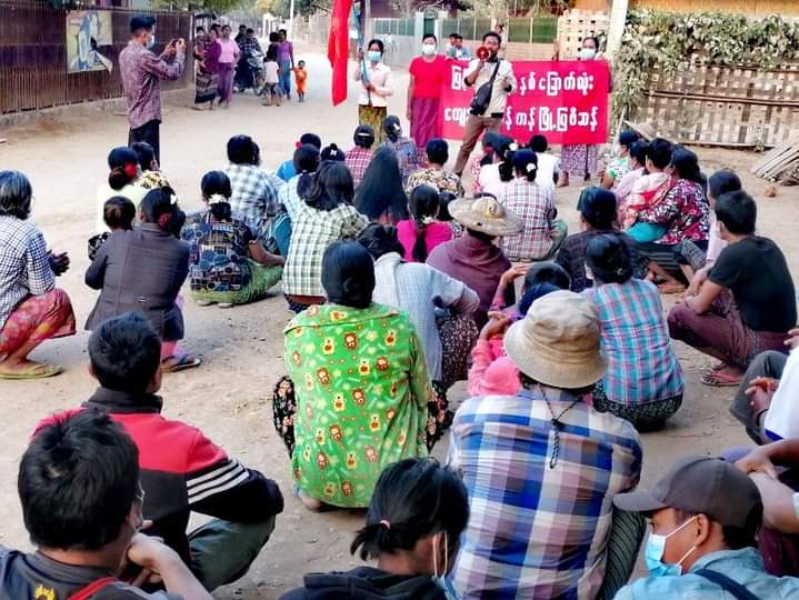 Nhk19921's tweet photo. Pro Democracy residents led protest marched to take part in 222222 strike against the genocidal #MilitaryDictatorship in #Kankone village, #Salingyi Township, on 22 February.
#2022Feb22Coup
#222222MyanmarStrikes
#WhatsHappeningInMyanmar https://t.co/nj0xu8VT9t
