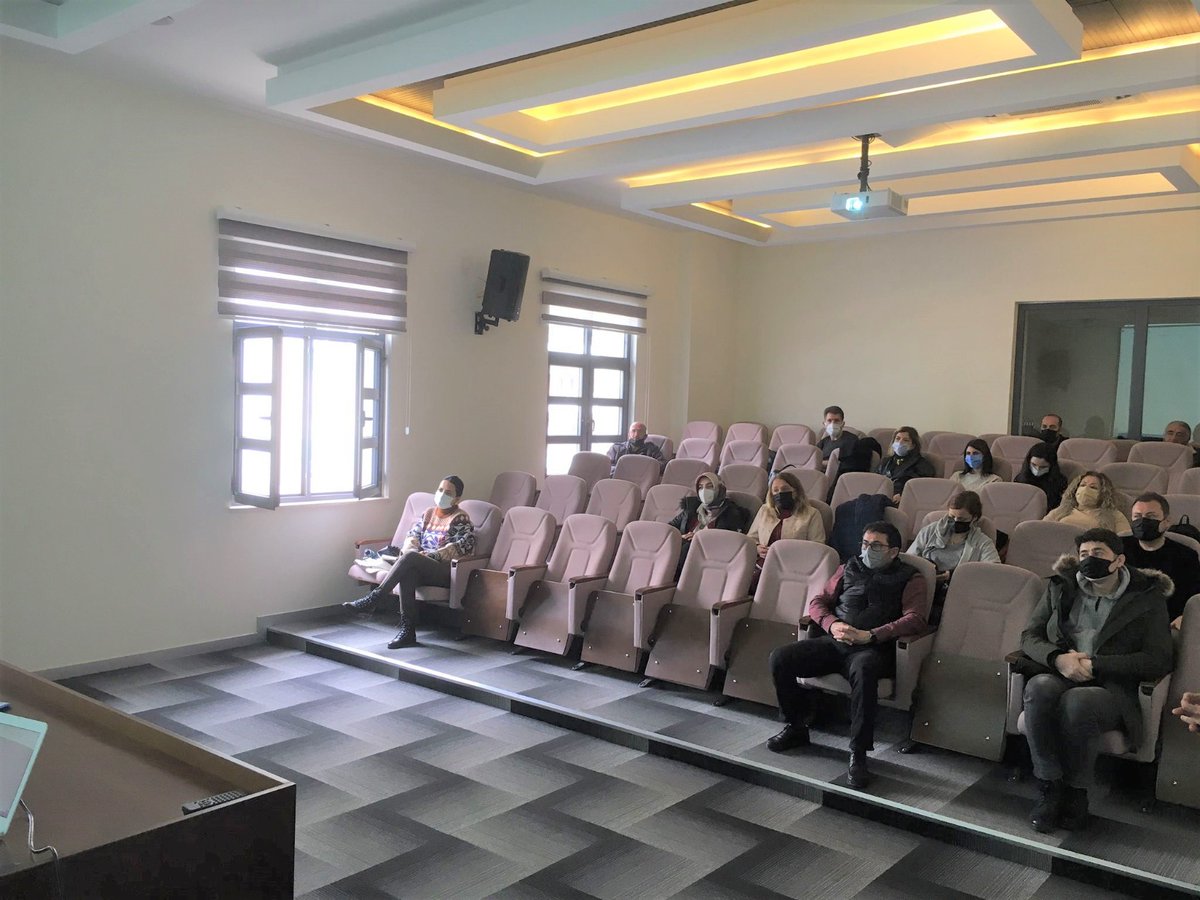 Patent Faydalı, Model ve Tasarım Eğitimleri Bilgilendirme Toplantısı Mezitli Hükümet Konağı Toplantı Salonunda Yapıldı
<a href="/tcmeb/">Millî Eğitim Bakanlığı</a> 
<a href="/MersinMEM/">Mersin İl Millî Eğitim Müdürlüğü</a> 
<a href="/AdemKoca46/">Adem Koca</a>