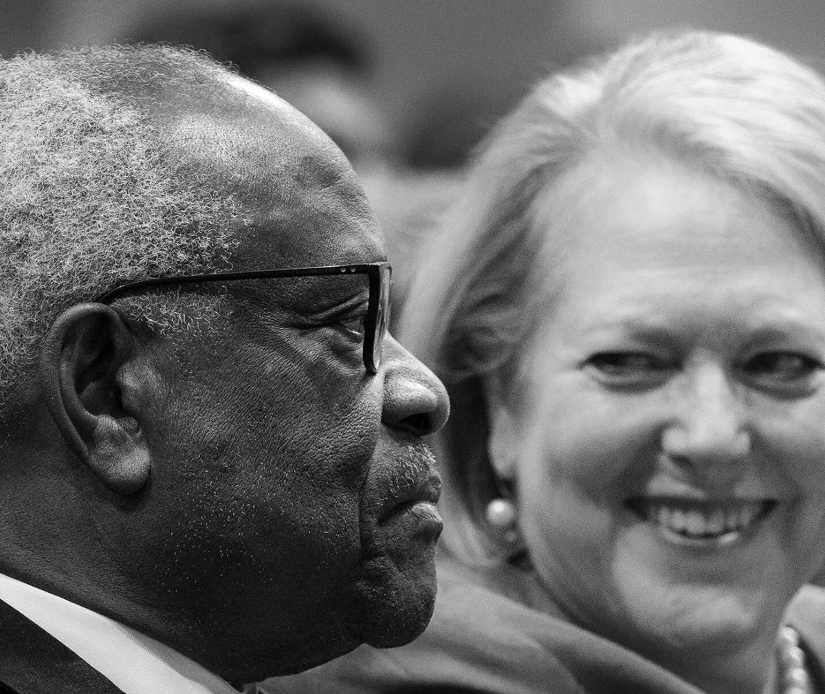nycjim's tweet photo. Not to be lost in today’s focus on Russia: 
This important examination of the role that Scotus spouse Ginni Thomas played in the Jan. 6 insurrection and its aftermath.
 https://t.co/Yo9CXjMc57 https://t.co/Iq34v5ZiBa