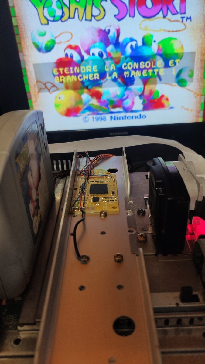 Chipnmodz's tweet photo. #Mod #RGB sur #Nintendo64 NUS-001(EUR) avec le #N64RGB de Tim Worthington !
La qualitΓ© d'image est incomparable avec le (mauvais) signal composite d'origine !
#Retrogaming #N64 #Nintendo #ModRGB
Forfait installation disponible sur le shop: https://t.co/4Wd32LWLFX https://t.co/Xi0SrB0aOg