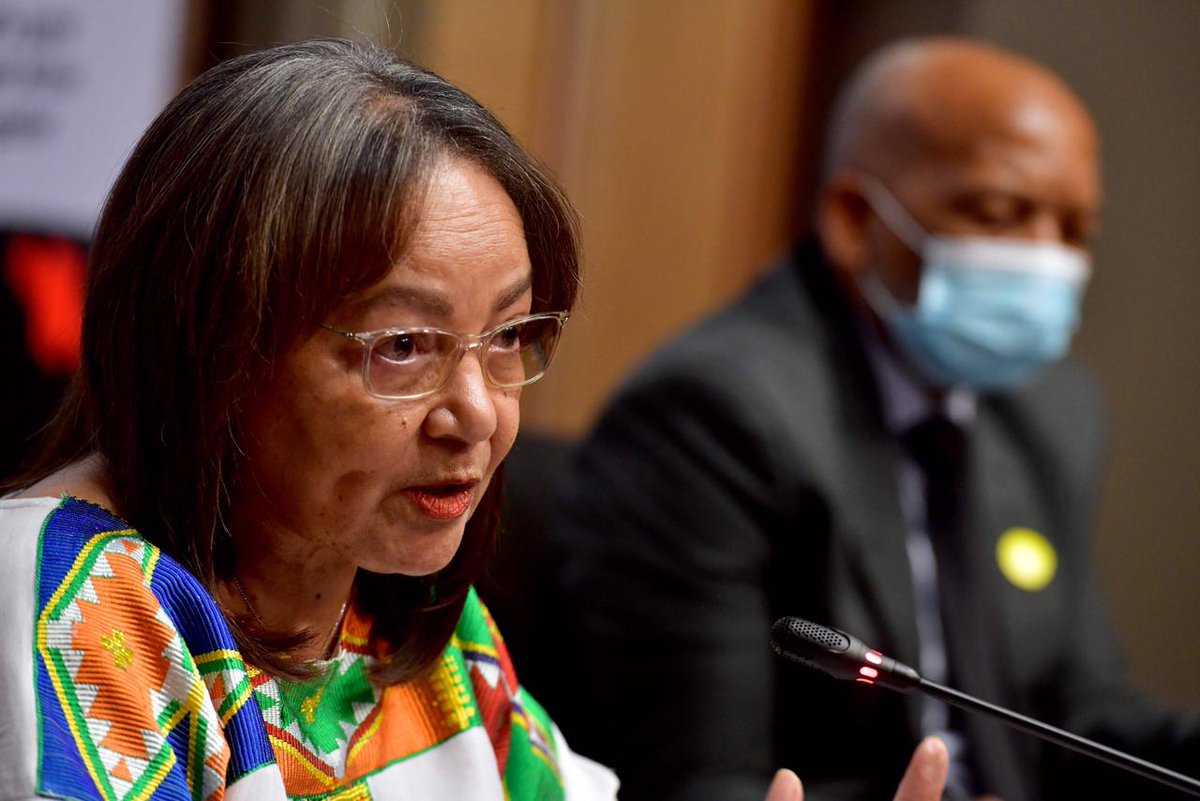 GovernmentZA's tweet photo. .@DepartmentPWI Minister @PatriciaDeLille and Head of Infrastructure South Africa, Dr. @Kgosientsho_R brief the media on progress made over the past year on various projects in the Infrastructure Investment Plan #PostSoNA #SONA2022 #EconomicRecovery https://t.co/bARfs77LGV