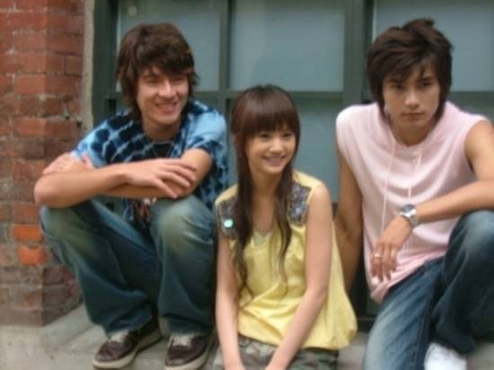 TheEvilLoves's tweet photo. คู่จิ้น ฉันกลับมารวมตัวกันอีกครั้ง devil beside you #kingone #rainie #mikehe https://t.co/5tDlrkBTRk