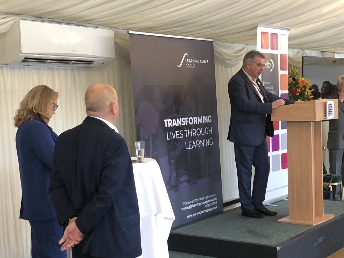 GordonMarsden's tweet photo. Good to be @AELPUK Parliament launch #TPExcellence- Paul Warner stressing provision ( 7 out of 10 apprenticeships w training providers),need for functional skills.Key role for AELP levels 1 & 2 &/ 18-24 & older retraining - which we @right2_learn fully support https://t.co/zFbXTwQ3GT