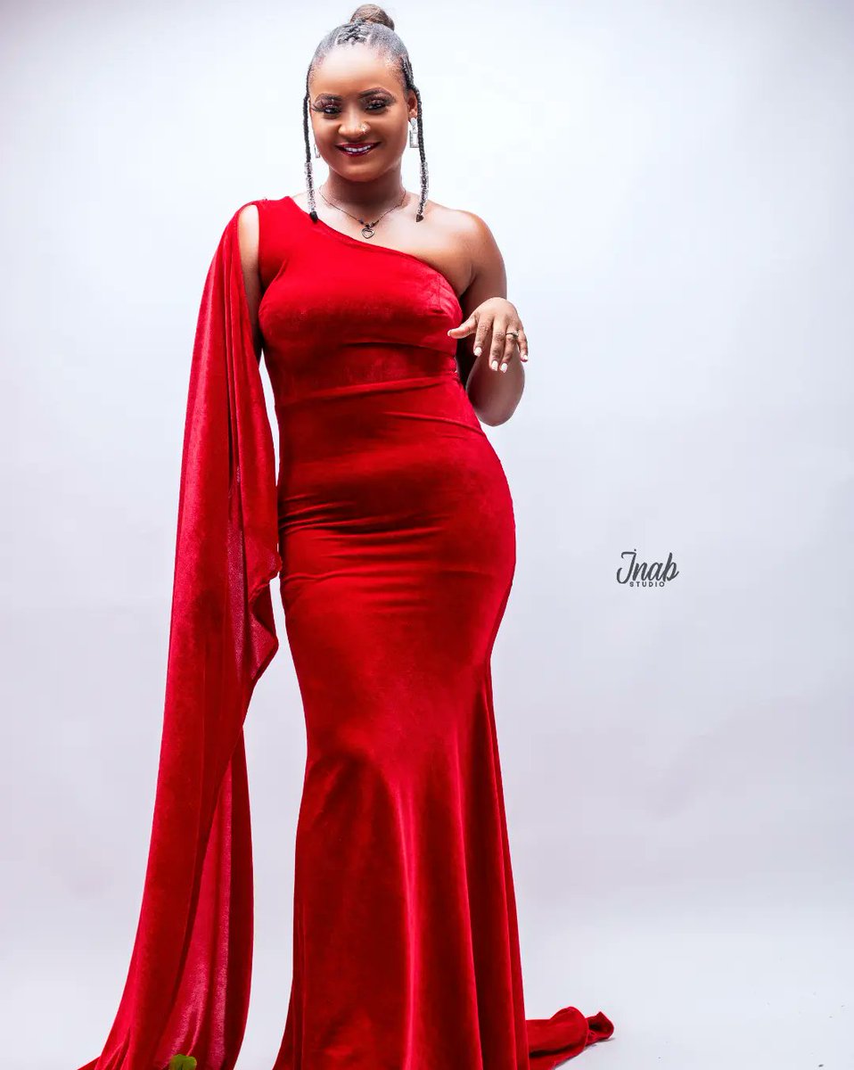 jnabstudio's tweet photo. Happy Valentine's day to y'all 😊. Thanks to anyone who booked us today, we are very greatful🙏.

We had our Valentine today, hope you enjoy our 50% discount on our photography service 💯.

📸: @damaris_de_dolphin

#JnabStudio https://t.co/vE7ANLmhfy