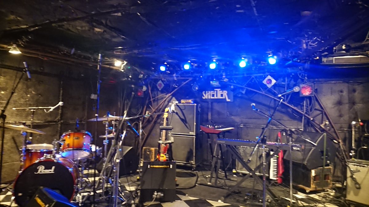 Staka2's tweet photo. 今夜はSHELTERにて
GanzHaseヤバかったし、UCARY & THE VALENTINEはクールだったし、BimBamBoomは激アツだったし、最高でした🎸🎸🎸
#BimBamBoom
#GanzHase
#UCARY https://t.co/JDSZMyYu1Z