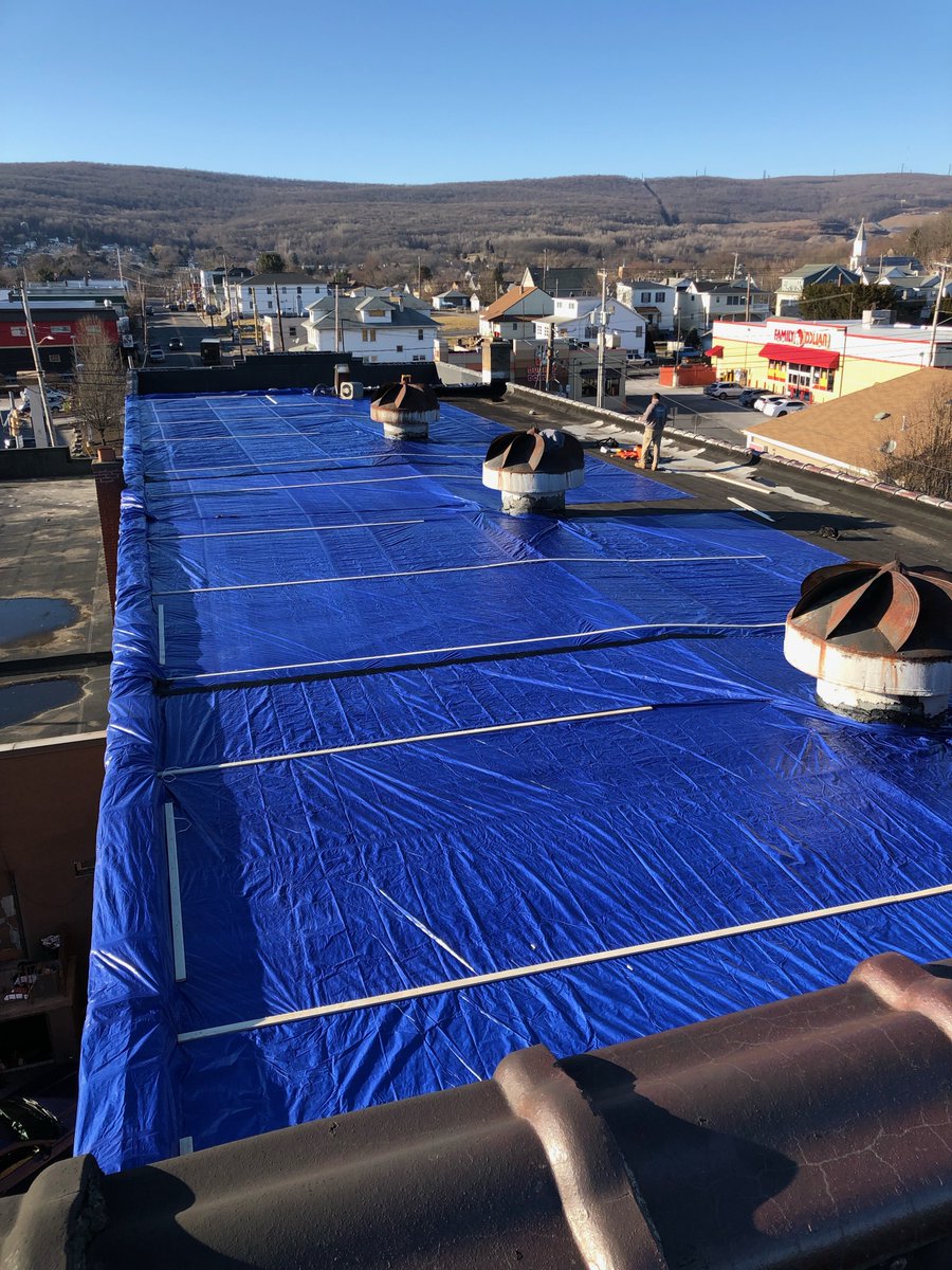 When a #RoofFire damages this commercial building #SERVPRO was able to help protect the interior to limit secondary damage and allow the restoration process to begin.