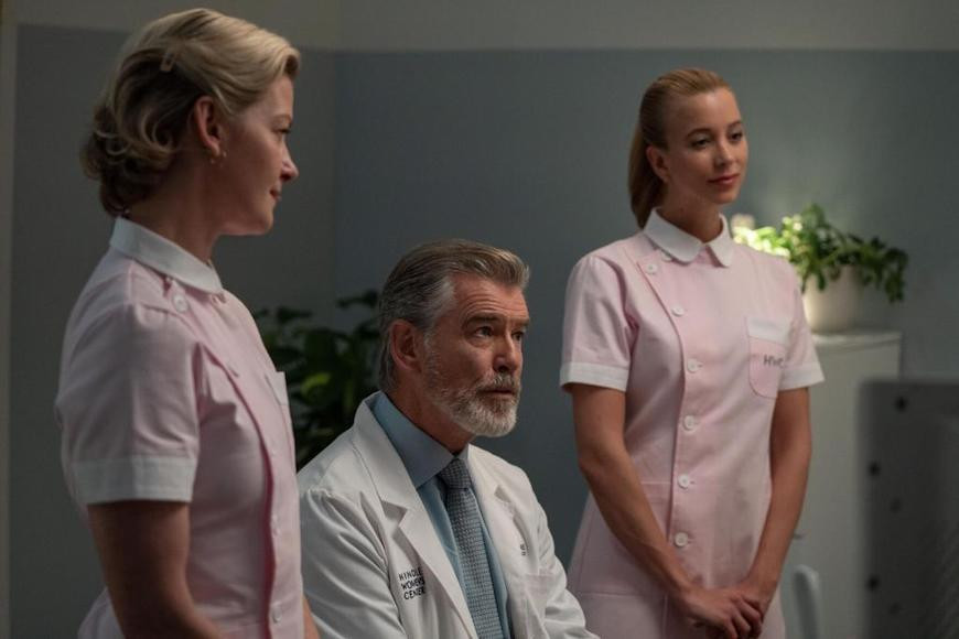 horrorlosers's tweet image. #FalsePositive centra su suspense e ironías en las interpretaciones de un elenco redondo, con Justin Theroux dando réplica a Cassavetes y un Pierce Brosnan divertidísimo e inquietante, demostrando su versatilidad de rango en un papel de doctor siniestro como nunca le hemos visto