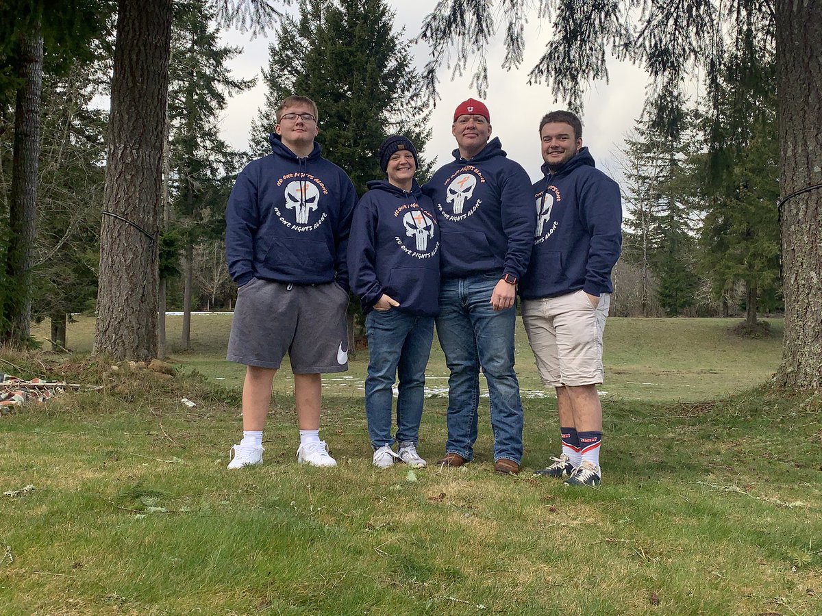 trishaclaridge's tweet photo. I got to sit on the bench for five months, but just was diagnosed with two new brain tumors this weekend. Time to get the uniforms out again and prepare for game day battles. #noonefightsalone #cancersucks https://t.co/TLMyxiiG1J