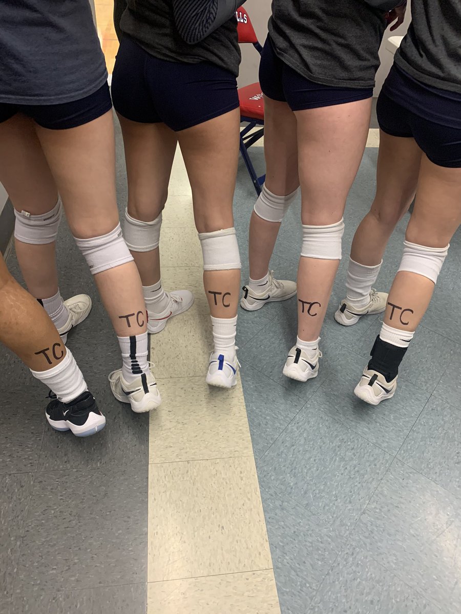 trishaclaridge's tweet photo. I got to sit on the bench for five months, but just was diagnosed with two new brain tumors this weekend. Time to get the uniforms out again and prepare for game day battles. #noonefightsalone #cancersucks https://t.co/TLMyxiiG1J
