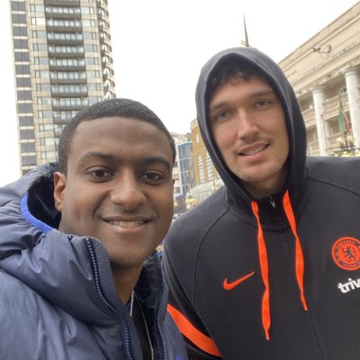 CarefreelewisG2's tweet photo. #NewProfilePic 

Just met Christensen. Had to tell him he’s basically Maldini🔥 https://t.co/dH1wDuMUft