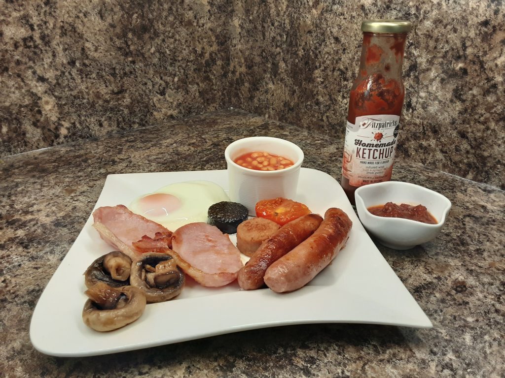 If #Cavan should be famous for one thing- it should be our breakfast! We've got Drumully Boxty, Barry John Sausages, Margarets Eggs, Fitzpatricks Gourmet Sauce and so much more!
Read all about the perfect Cavan breakfast here: 
createdincavan.ie/2021/12/12/the…