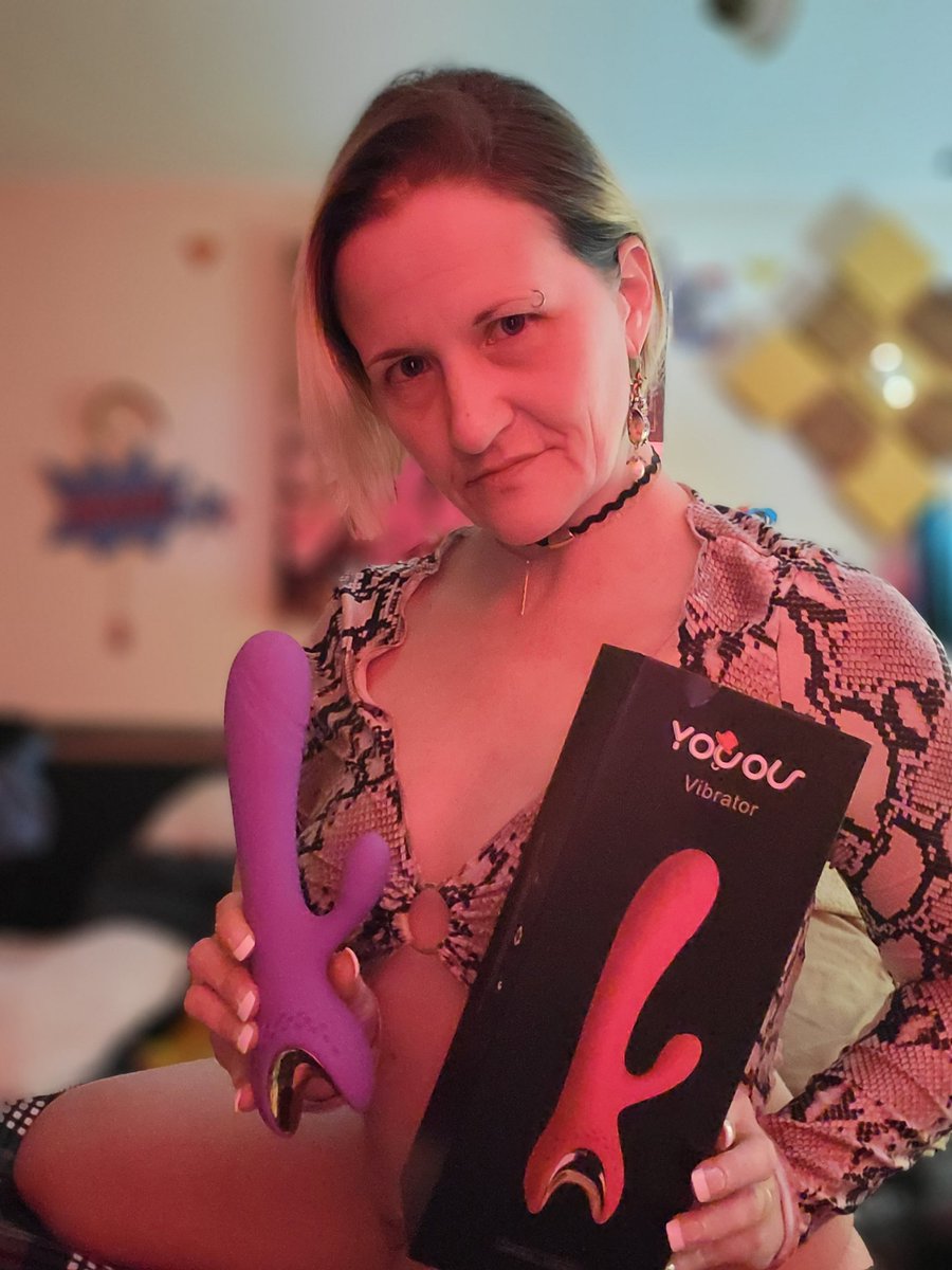 yououshop's tweet photo. I choose my friends for their good looks, my acquaintances for their good character, and my enemies for their good intellects.

RT&amp;DM @yououshop for free toys! https://t.co/Qj1XAPT3VU